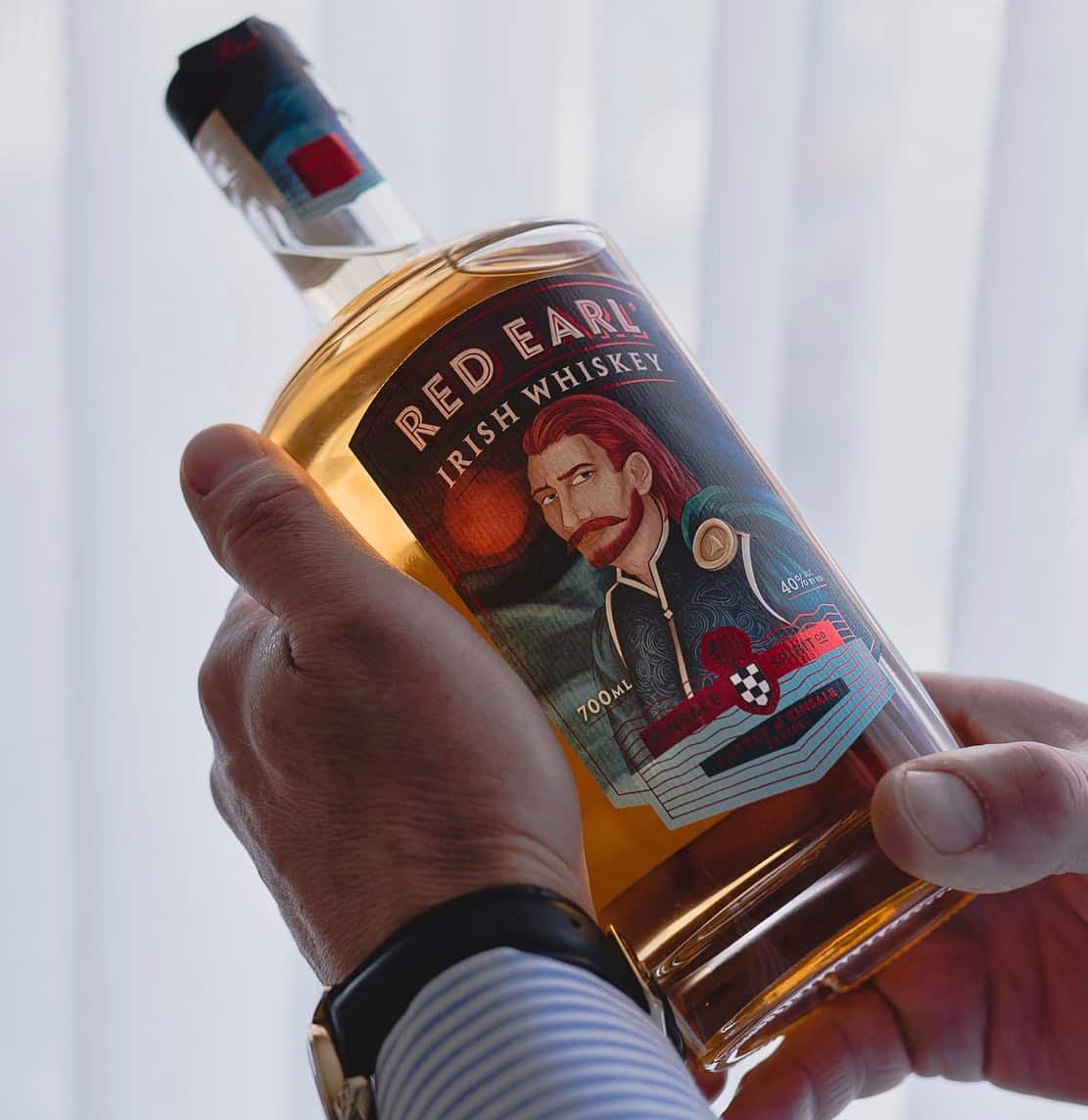 🥃 Our Red Earl Irish Whiskey has a medium bodied mouthfeel that ends in a long, warm and moreish finish. Triple-casking delivers roundness of flavour, lengthy finish & an exceptional aroma.

Aged in Bourbon Casks ✔️ 
Aged in Sherry Casks ✔️
Matured in Rioja Casks ✔️

🍀 Available to purchase in selected @supervalu_irl , @centra_irl and independent off licences nationwide. 

Learn more: www.kinsalespirit.com

#drinkresponsibly #redearlwhiskey #irishwhiskey #whiskey #supervalu #centra #irish #ireland #kinsale #whisky